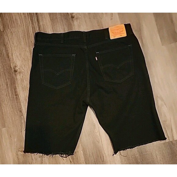 Levis 511 Men's Black Shorts 42 Dark Cut Off Bermuda - Picture 2 of 10